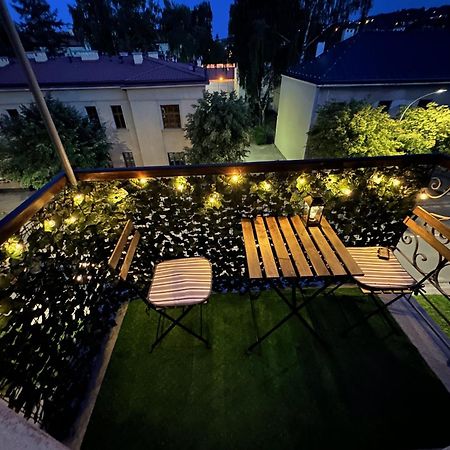 Sloneczne Studio Z Balkonem! แชมิตช์ ภายนอก รูปภาพ