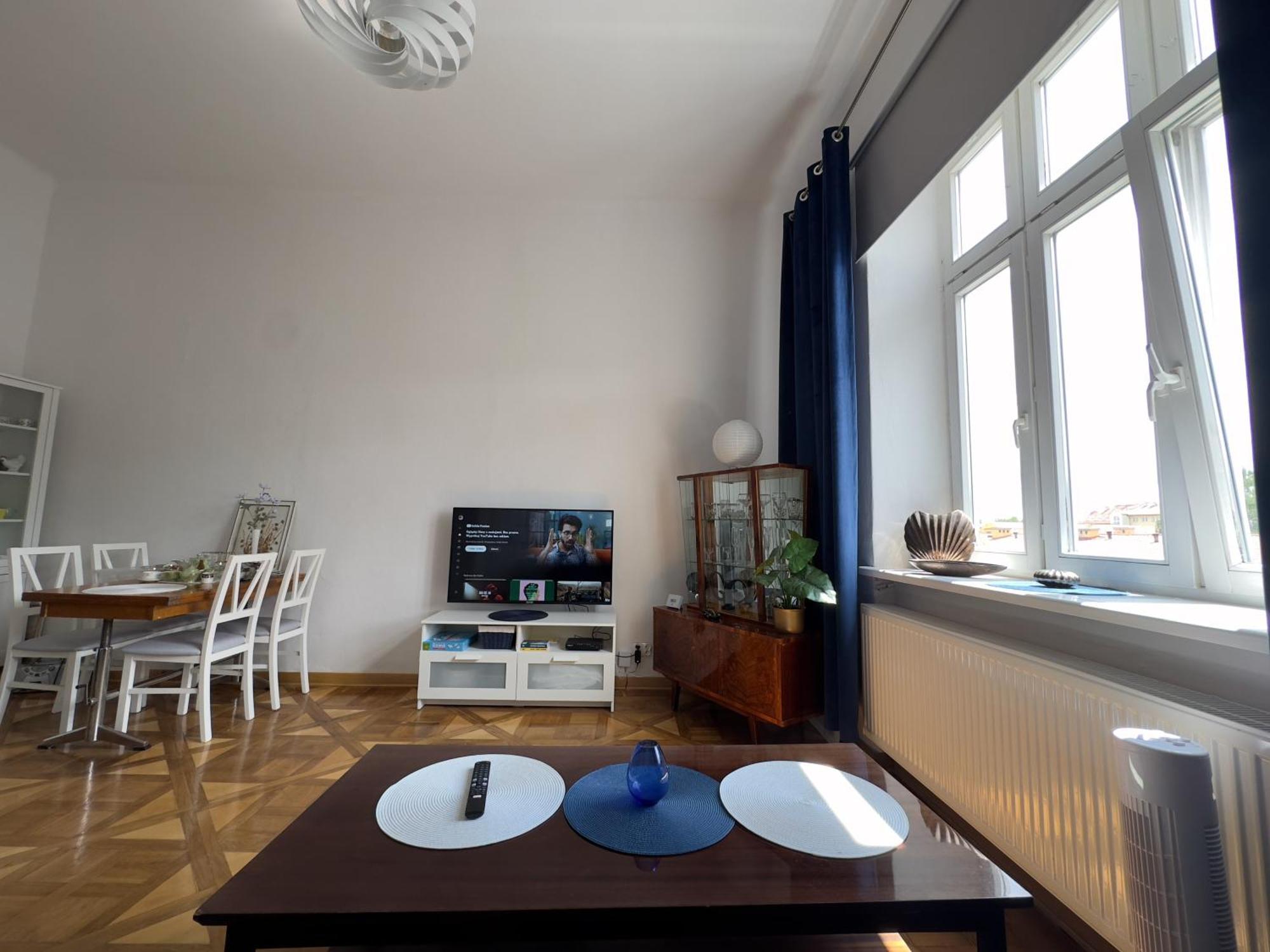 Sloneczne Studio Z Balkonem! แชมิตช์ ภายนอก รูปภาพ